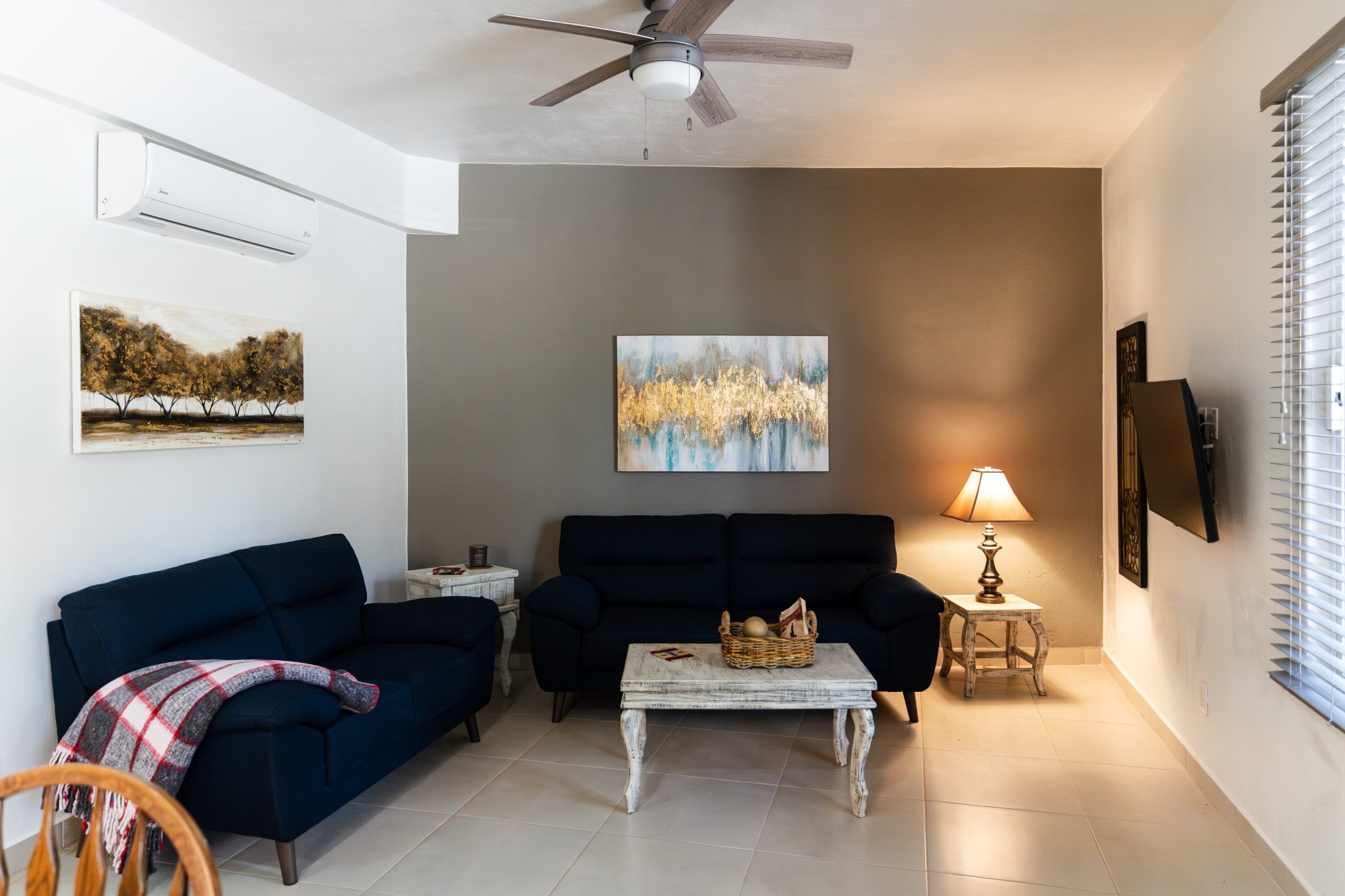 Villa 1